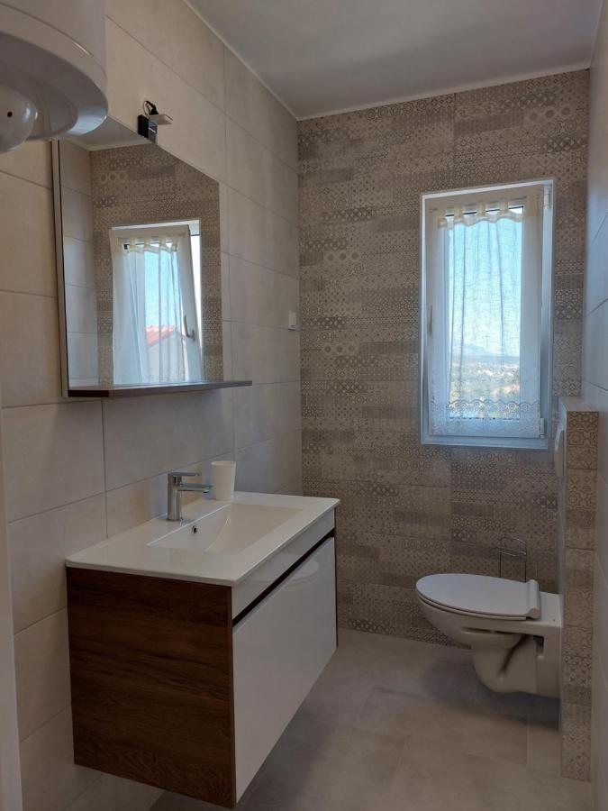 Apartments Velinka Mundanije Zewnętrze zdjęcie