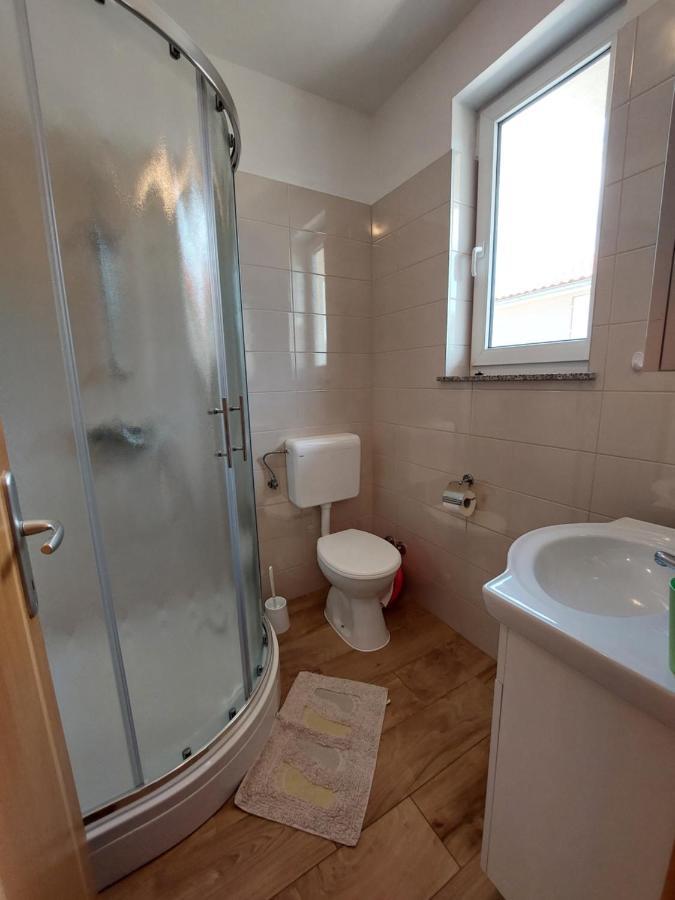 Apartments Velinka Mundanije Zewnętrze zdjęcie